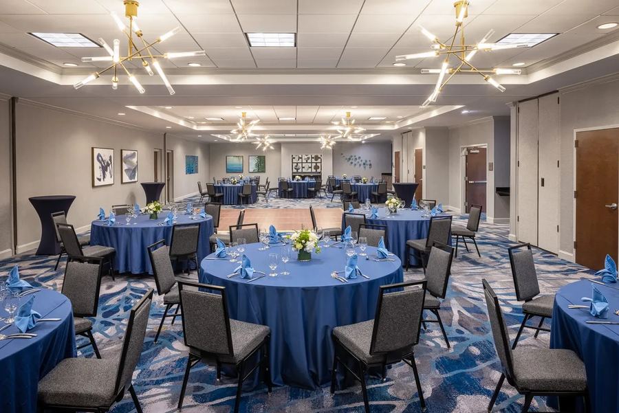 Crowne Plaza Ft. Myers — Pinnacle South hotel FF&E project