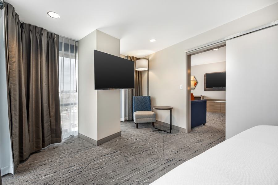 King suite