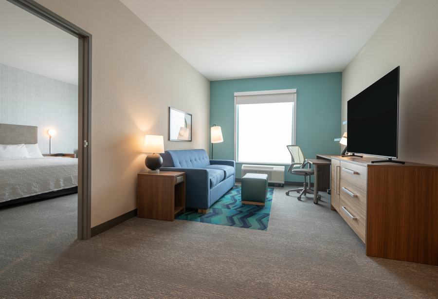 One-bedroom suite living area