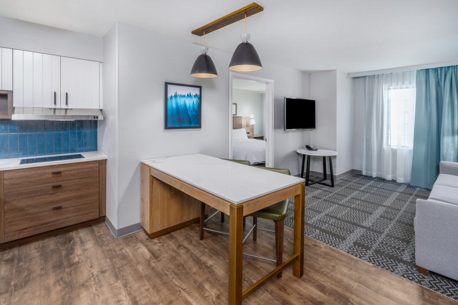Suite kitchenette and dining table
